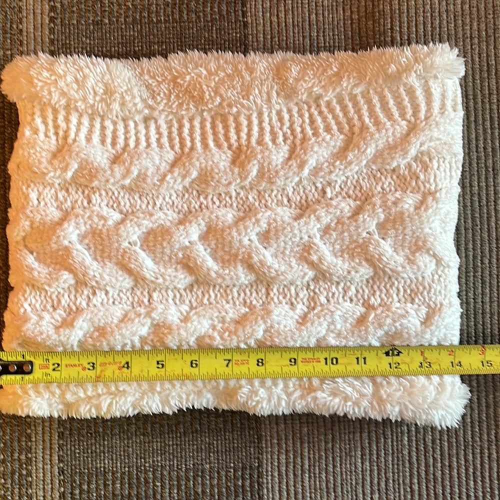 Infinity Scarf - Picture 2 of 4